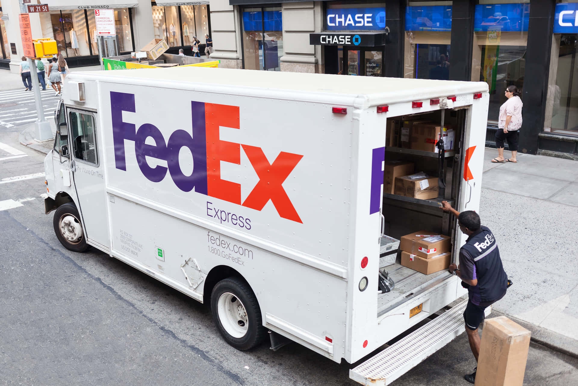 Download Reliable Shipping Services With Fedex Wallpapers Download Reliable Shipping Services With Fedex Wallpapers